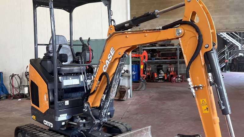 OmecoHub - CASE CX17D